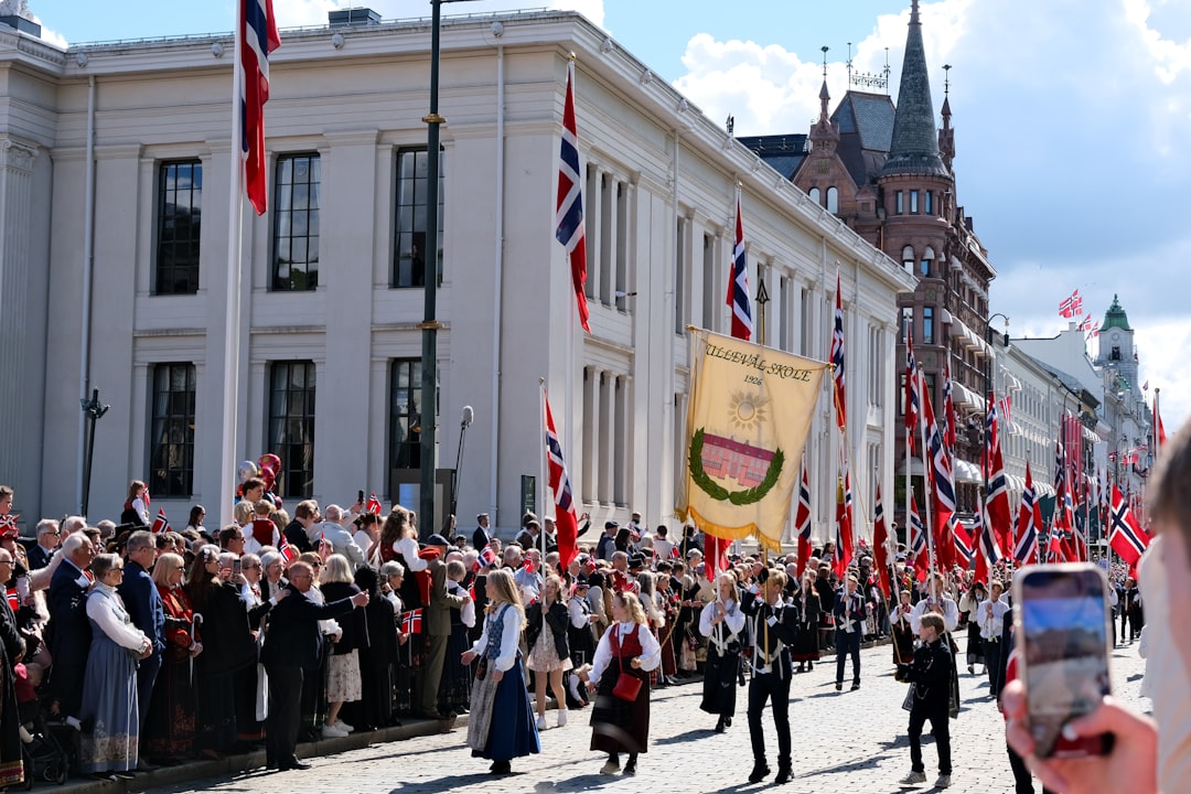 Tradisjoner: En Dypdykk i Norges Rike Kulturarv